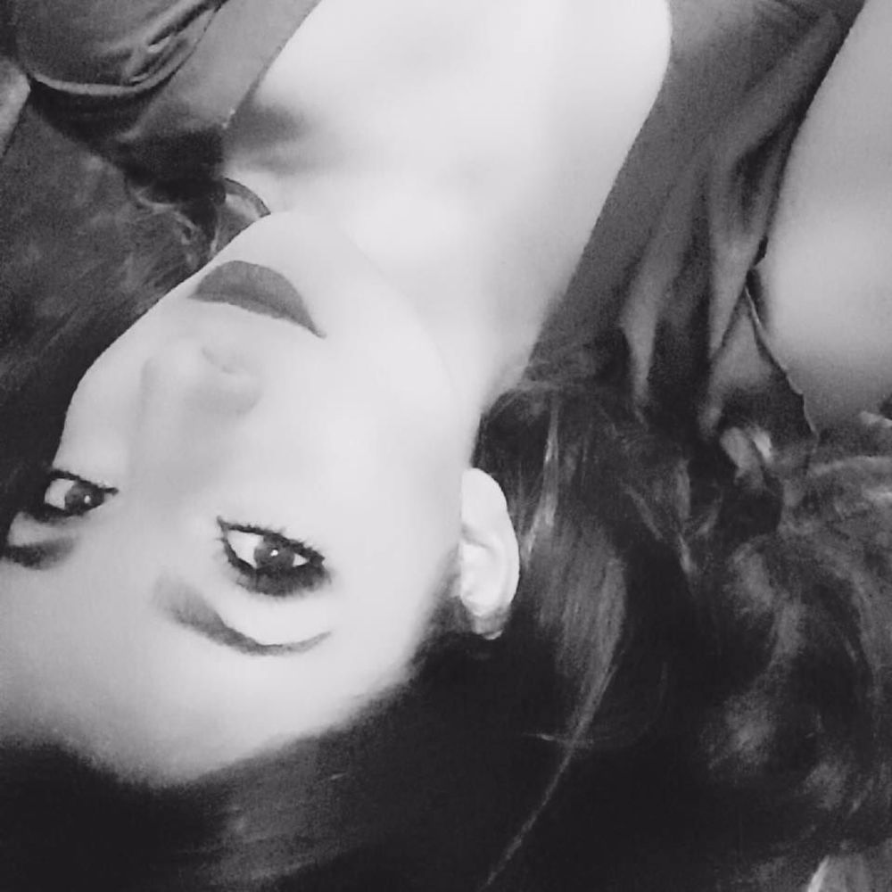 Meet your Posher, Phoenix